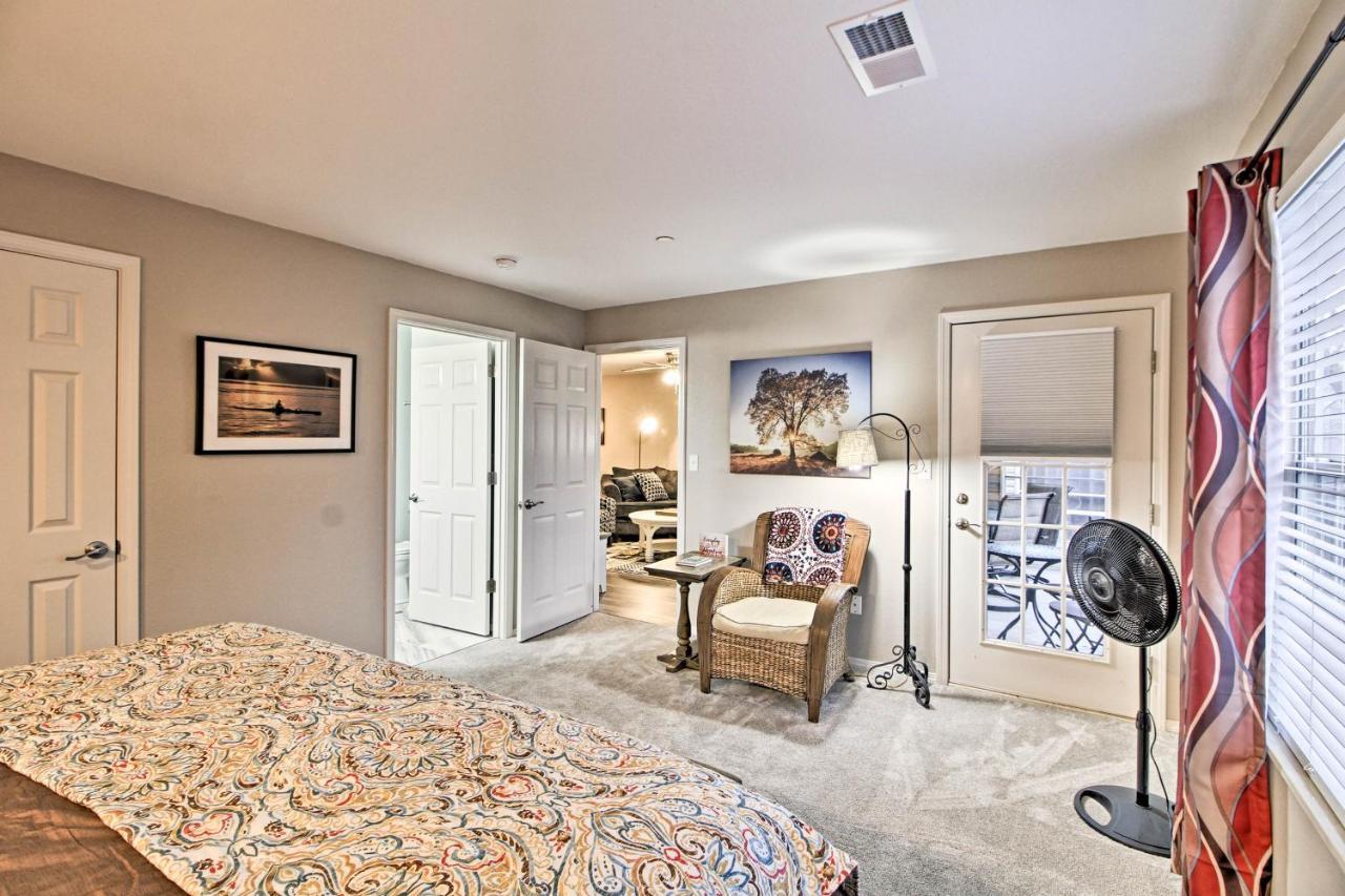 Updated Lake Taneycomo Condo With Screened Porch! แบรนสัน ภายนอก รูปภาพ
