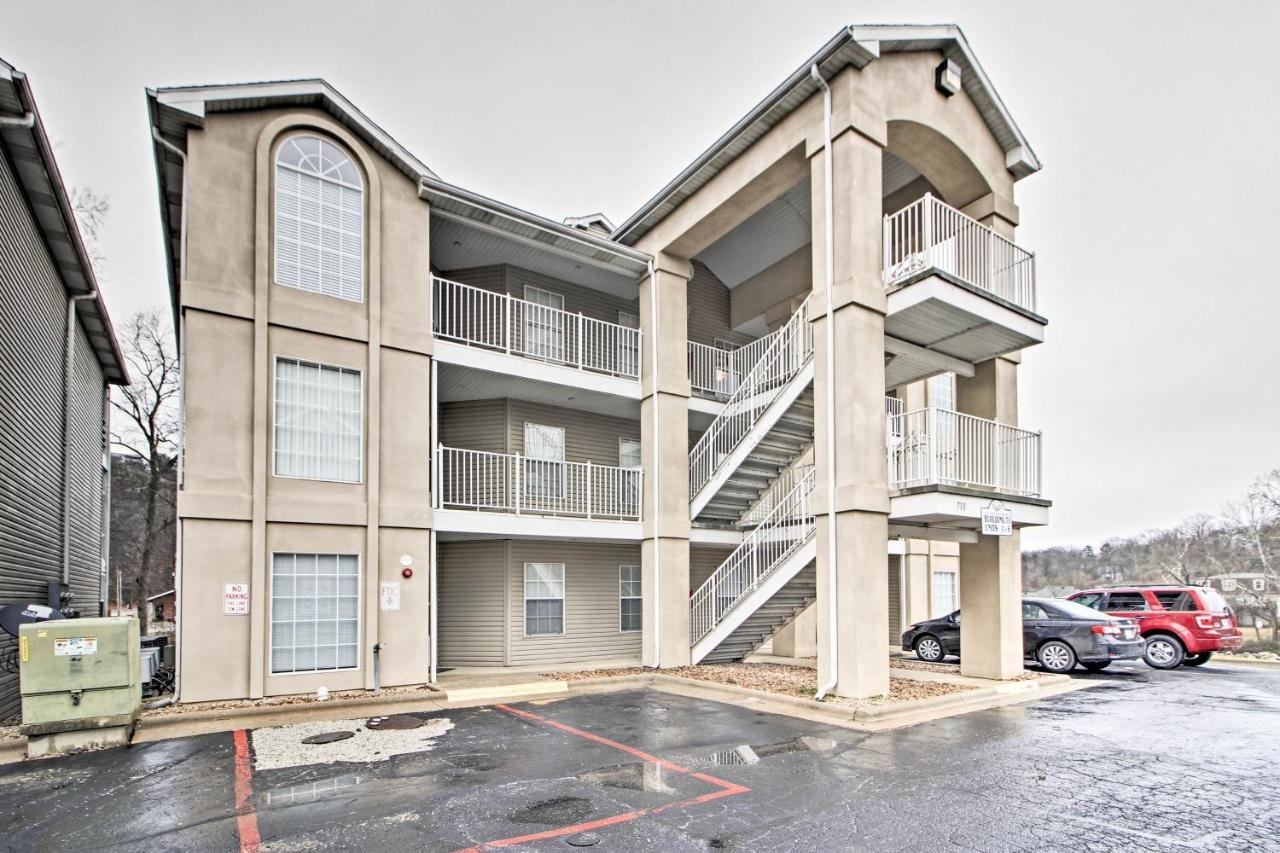 Updated Lake Taneycomo Condo With Screened Porch! แบรนสัน ภายนอก รูปภาพ